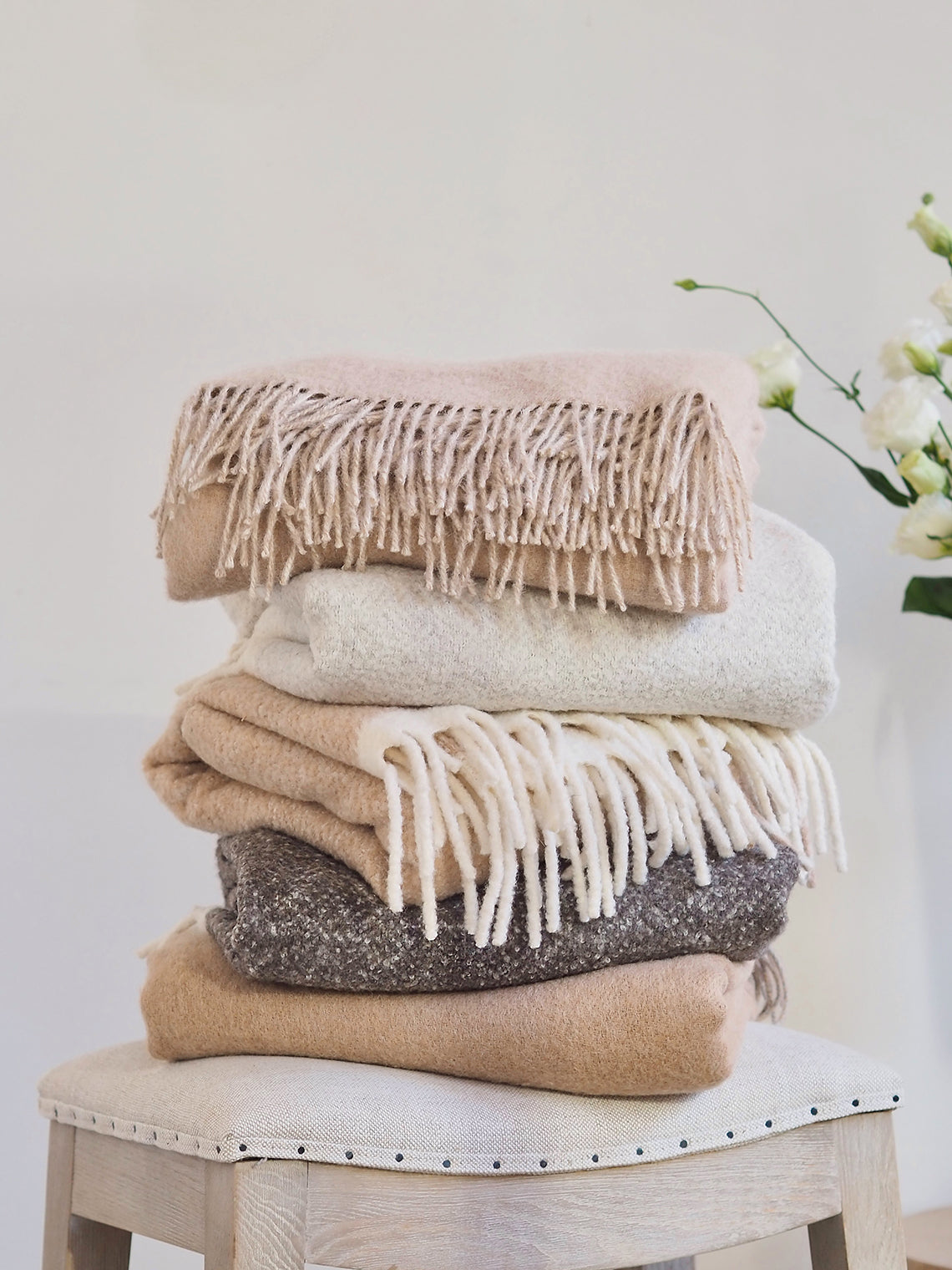 Dover Grey/Ivory Bouclé Throw