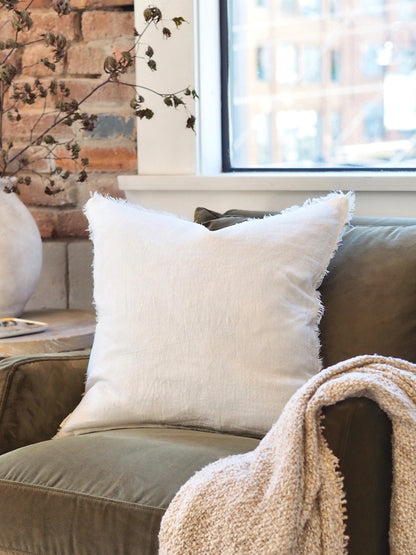 Lina Ivory Pillow | 20x20