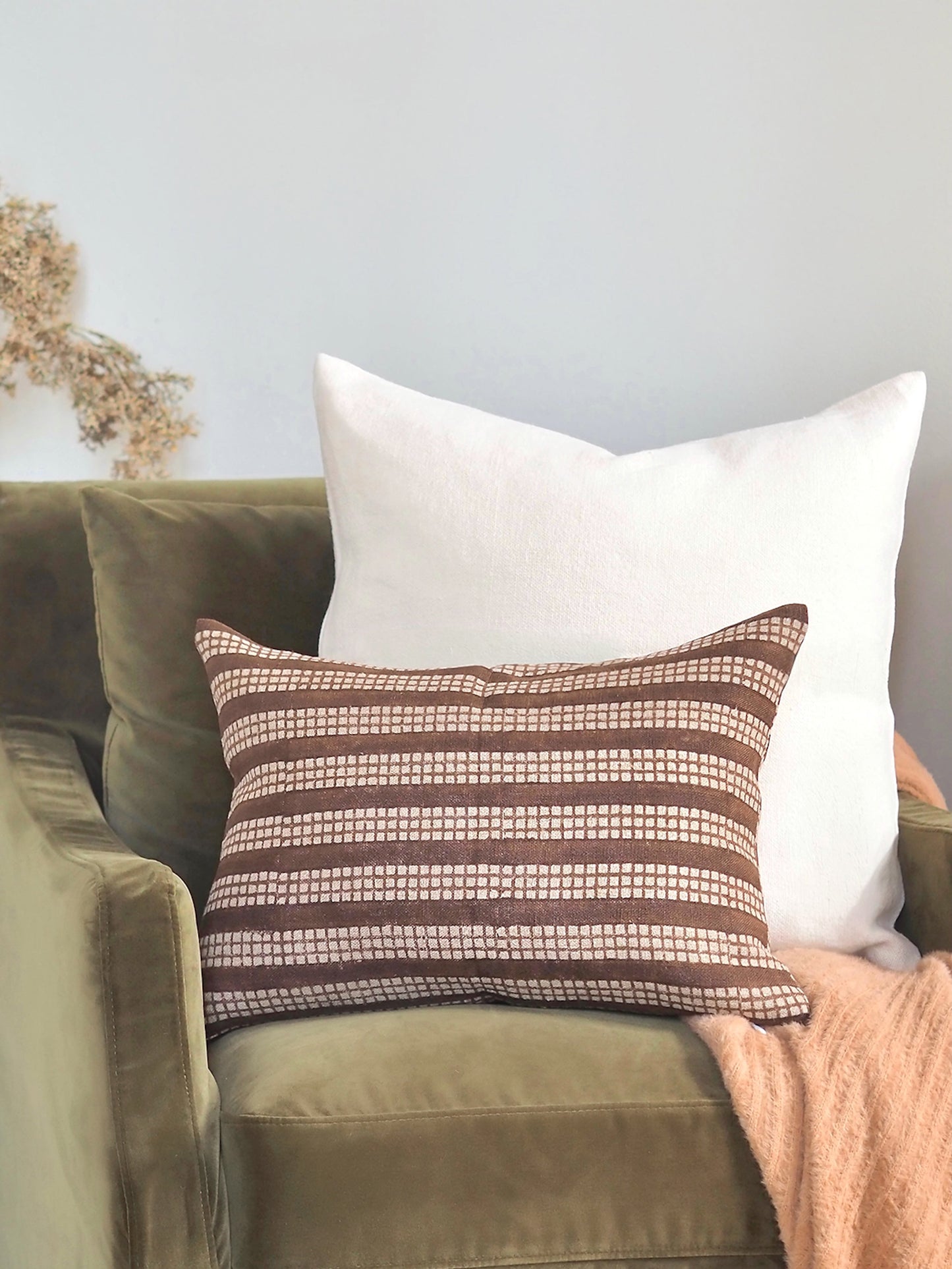 Nepsa Mocha Pillow | 14x20